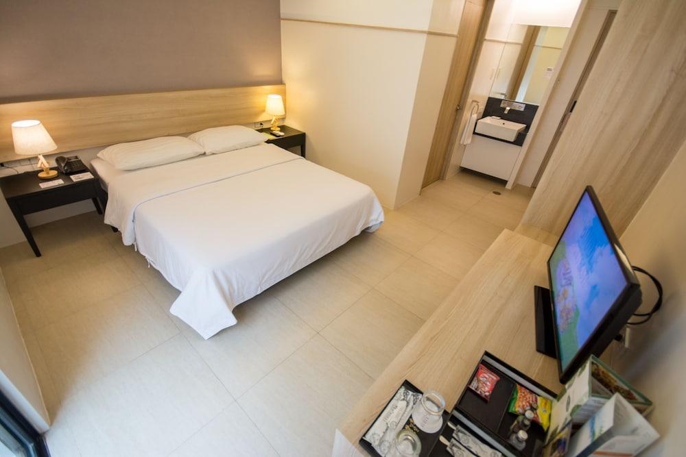 The Tides Hotel Boracay Balabag  Экстерьер фото